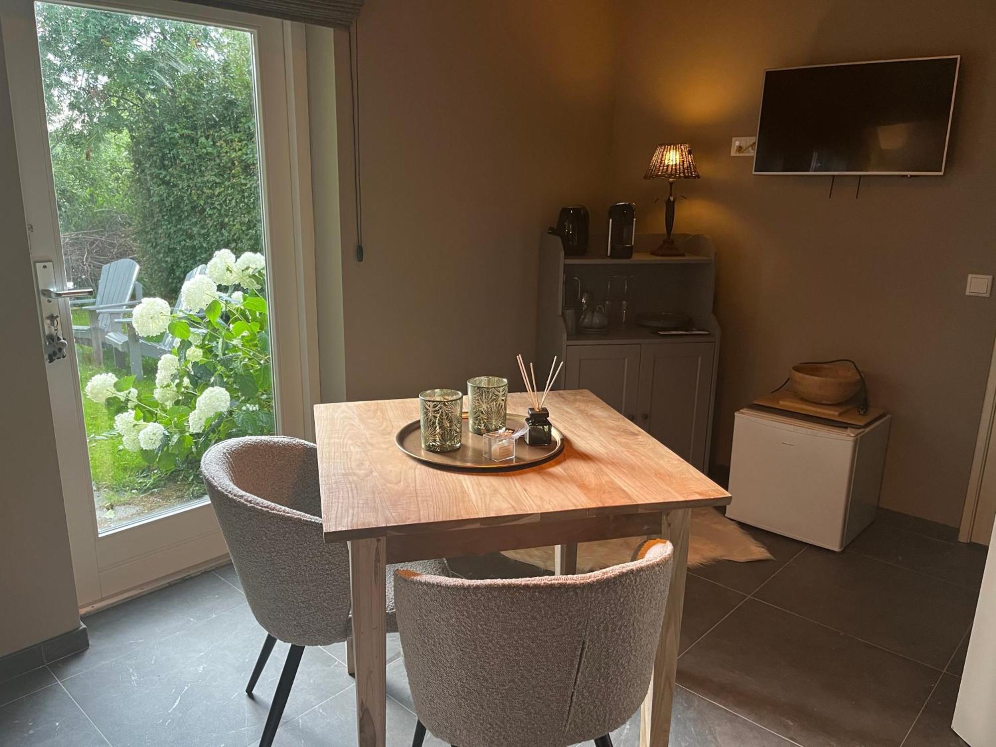 Bed & Breakfast+ De Kooimolen Dreumel Экстерьер фото